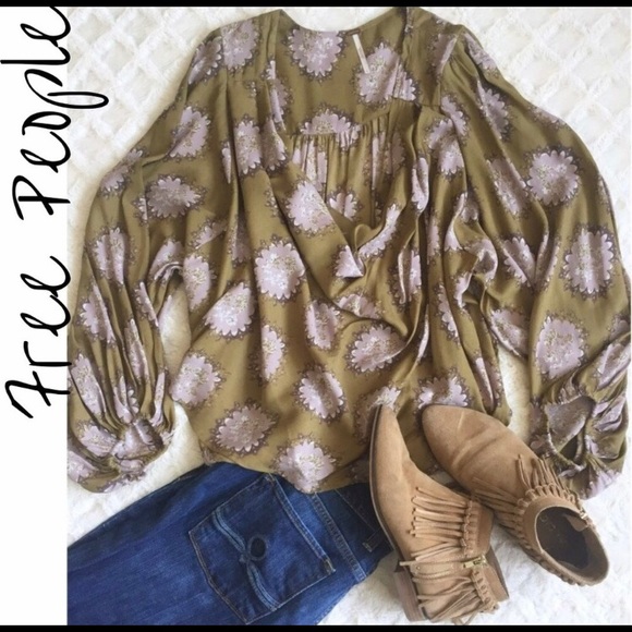 Free People relaxing top - Picture 2 of 9